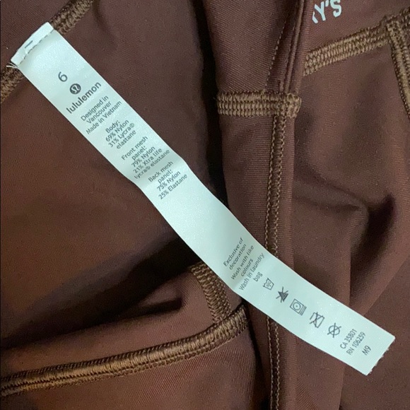 Lululemon maroon leggings 32” length - Picture 3 of 3